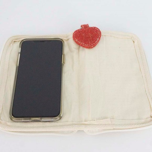 Cell Phone case jute cotton with zipper & heart - Picture 3 of 6